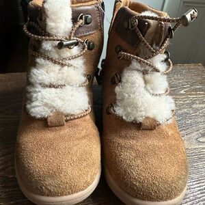 UGG Tan Kids Boots with fur lining